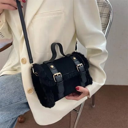 Étoile Velvet Lamb Bag